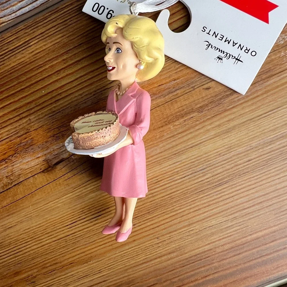 Hallmark Golden Girls Rose Ornament Cheesecake Betty White Christmas 2HCM9588